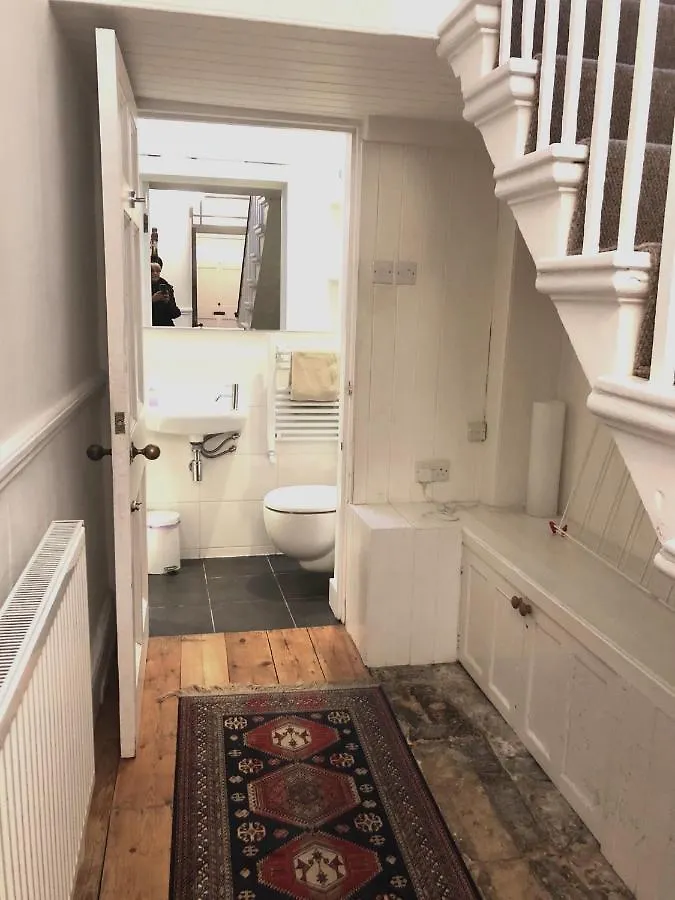 Lauras Townhouse Apartments Thomas Street Townhouse Bath
