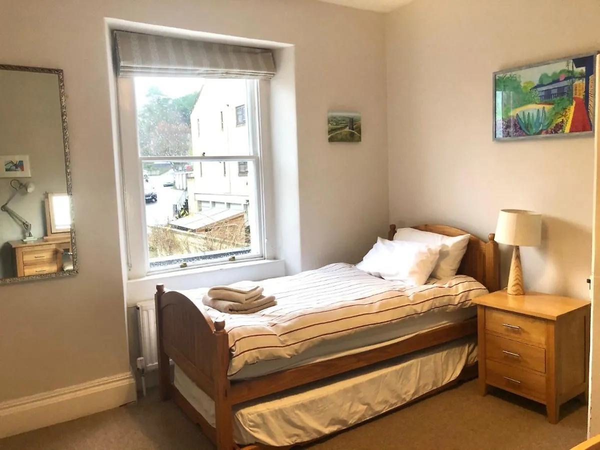Lauras Townhouse Apartments Thomas Street Townhouse Bath Holiday home